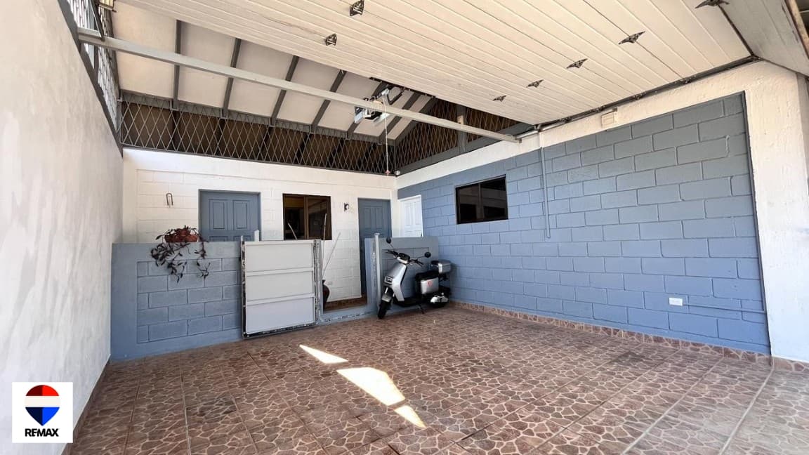 Affordable Downtown Retreat | Private, Quiet, and Convenient Location, photo 10
