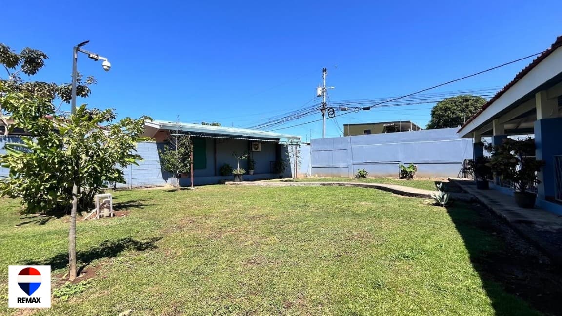 Affordable Downtown Retreat | Private, Quiet, and Convenient Location, photo 12