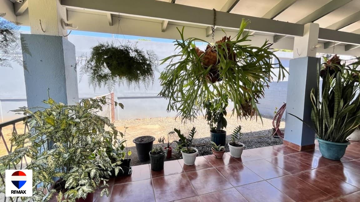 Affordable Downtown Retreat | Private, Quiet, and Convenient Location, photo 13