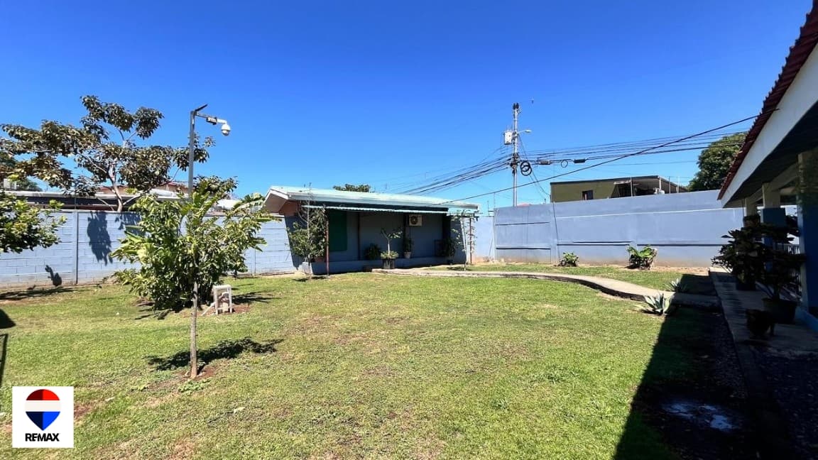 Affordable Downtown Retreat | Private, Quiet, and Convenient Location, photo 18