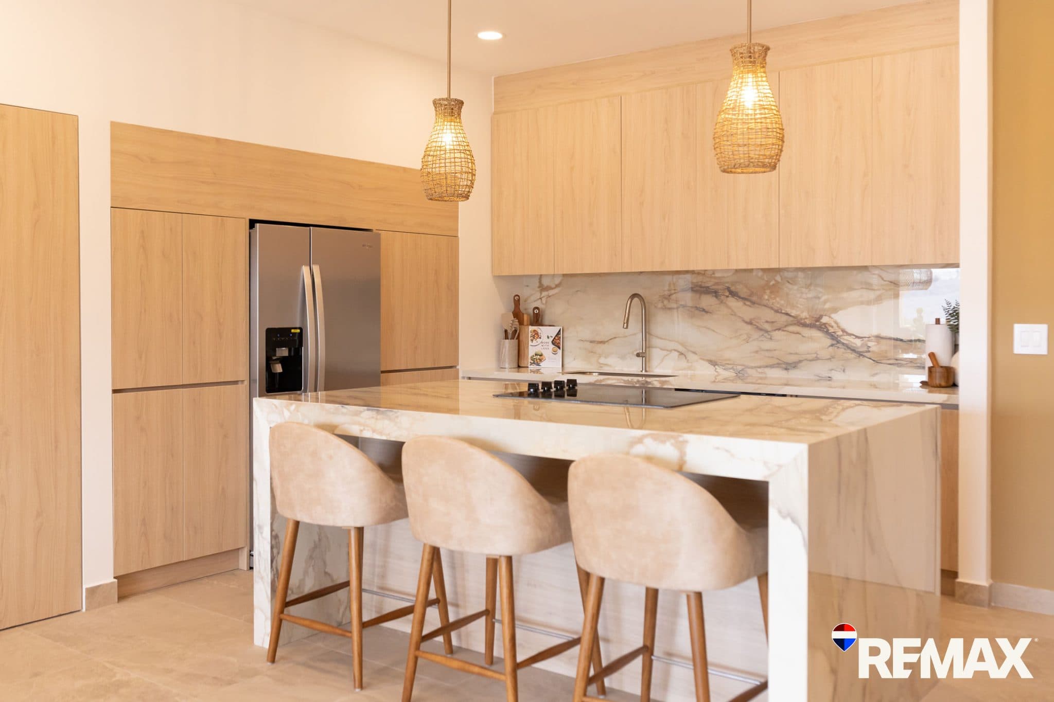 Modern Oceanview Designer Retreat, photo 18