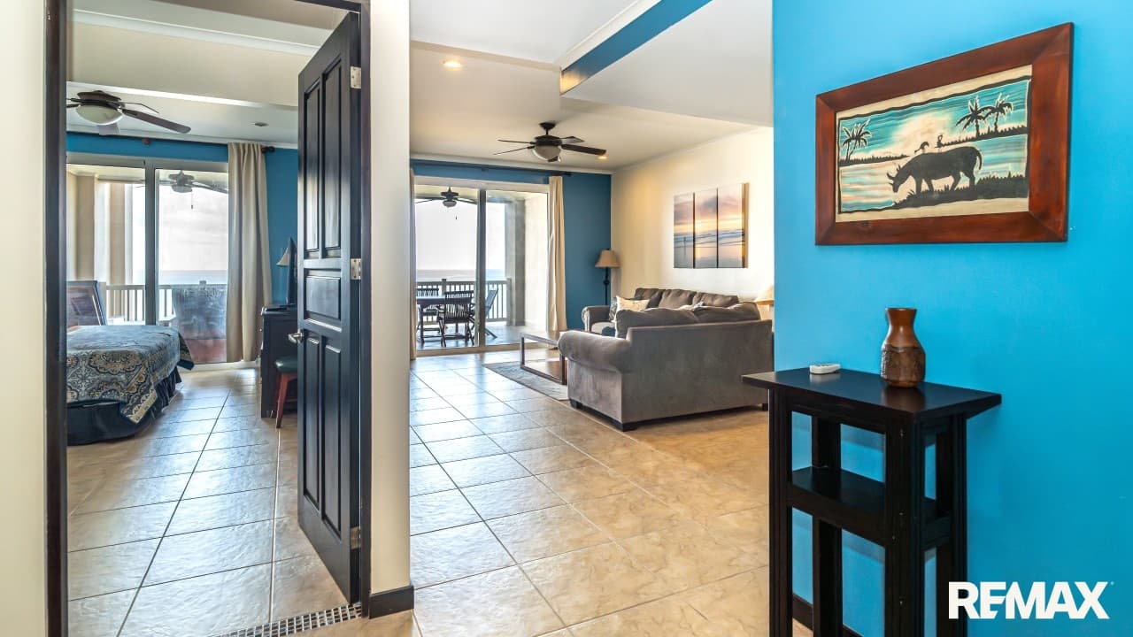 The Palms 7th Floor Oceanfront Condo, photo 18
