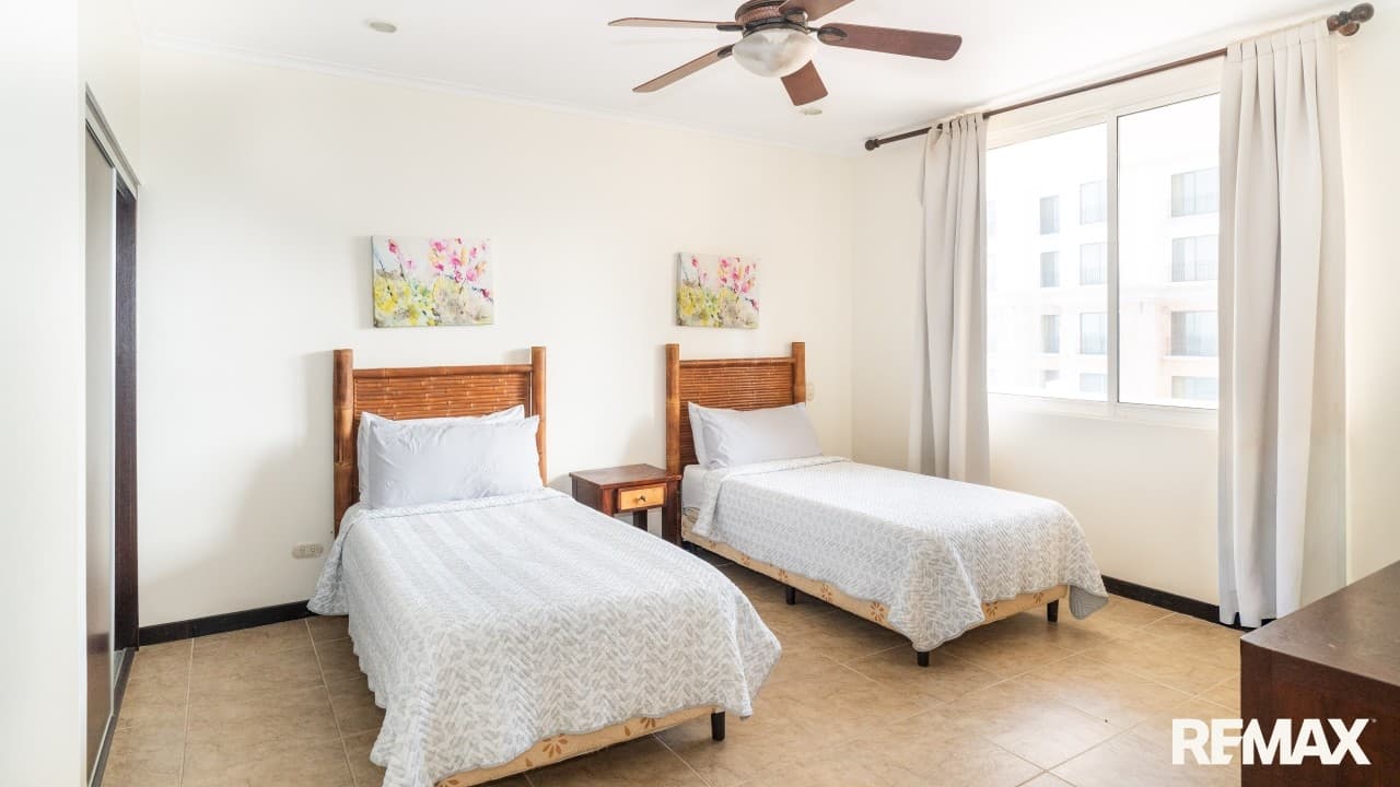 The Palms 7th Floor Oceanfront Condo, photo 25