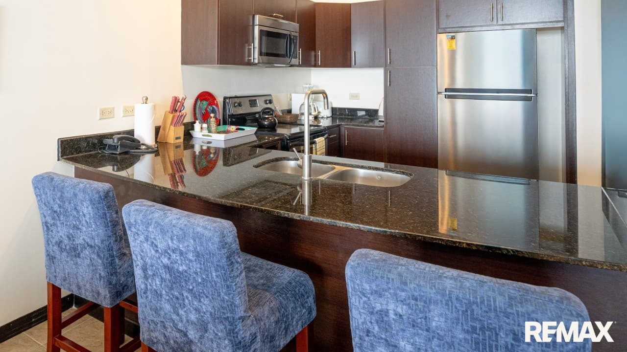The Palms 7th Floor Oceanfront Condo, photo 16
