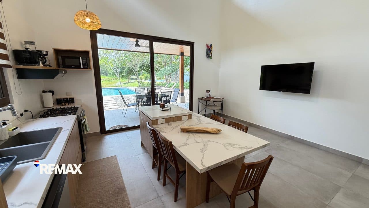 Lakefront Duplex for Sale at Místico, photo 15
