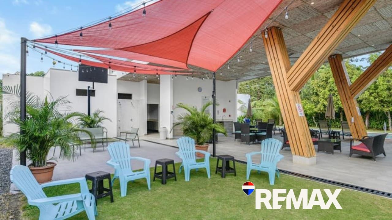 Foresta Opportunity | 2 Bedroom Condo, photo 14