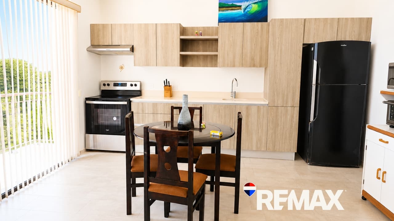 Foresta Opportunity | 2 Bedroom Condo, photo 4