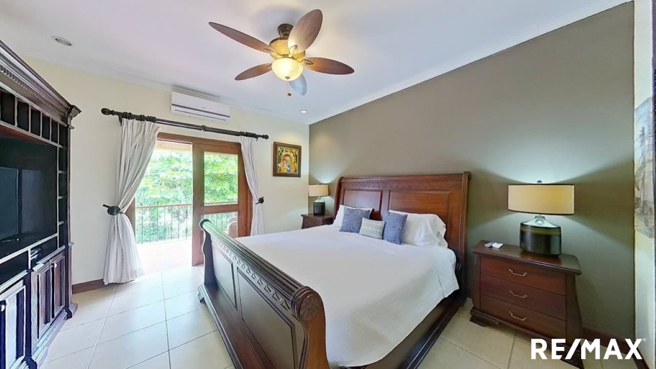 Walk to Beach Condo in Jaco, photo 14