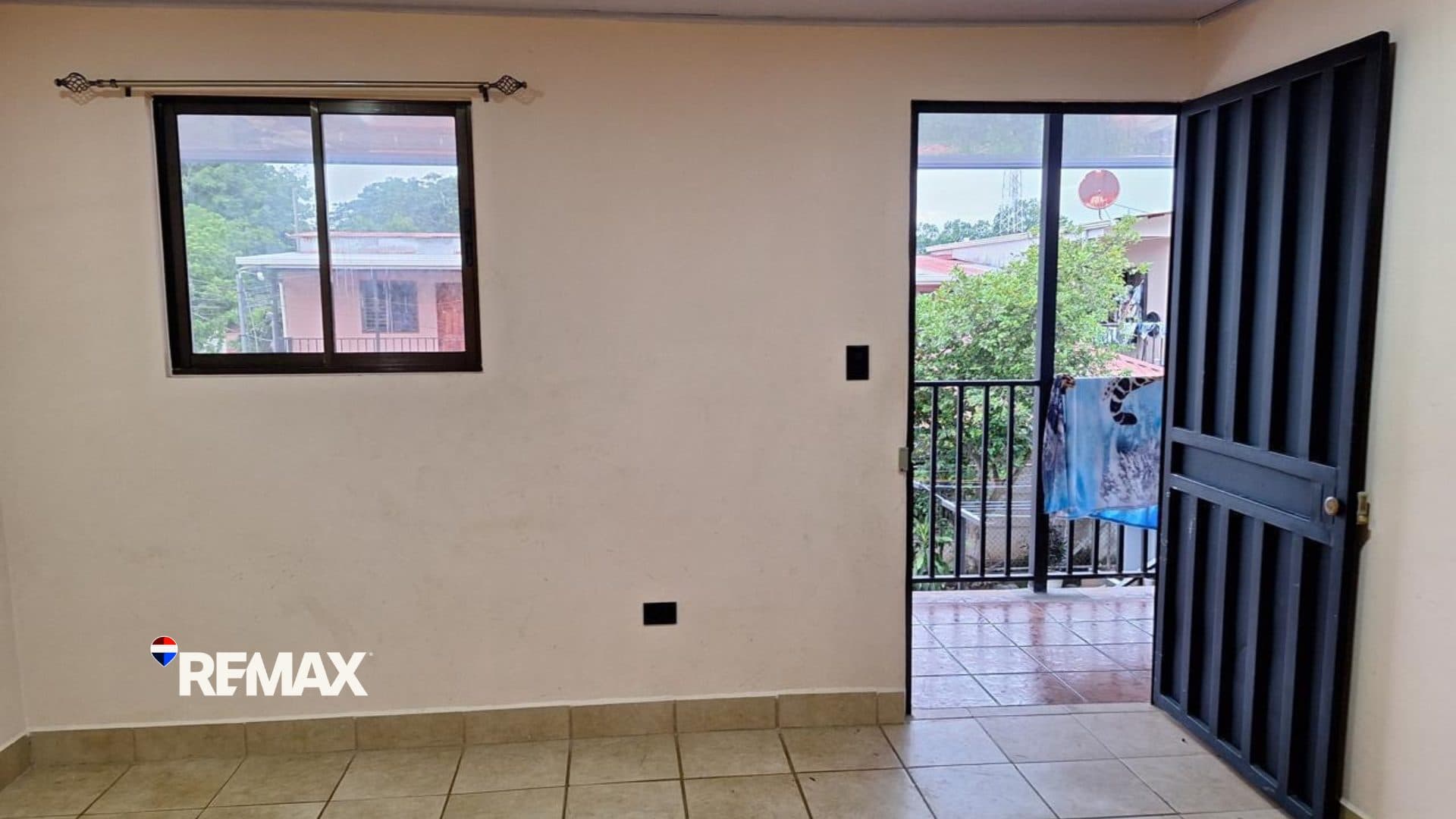 10-Unit Studio Apartment Building in Downtown Jacó, photo 7
