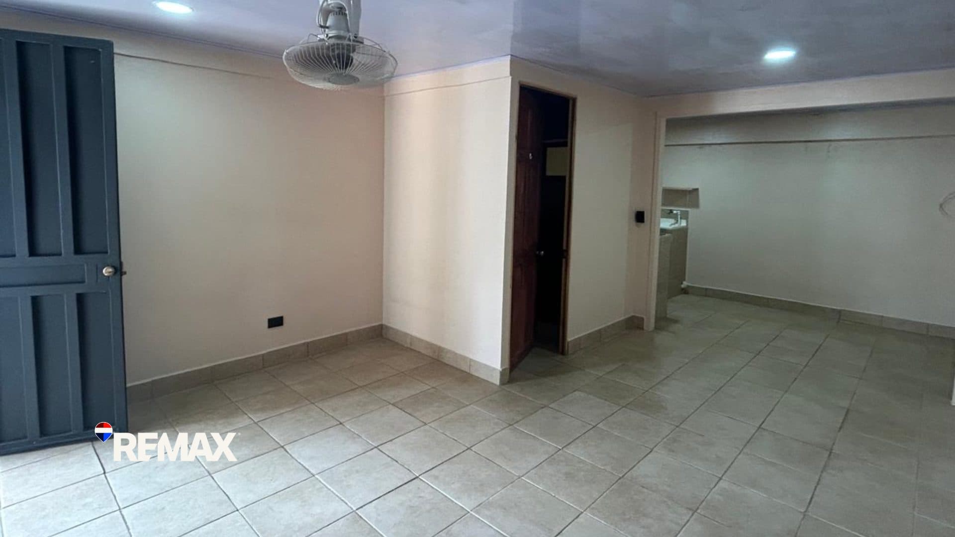 10-Unit Studio Apartment Building in Downtown Jacó, photo 9