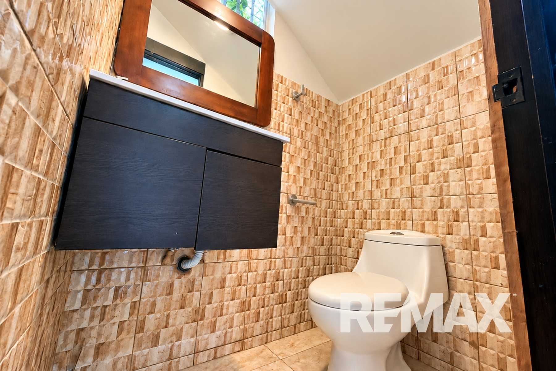 Charming Jacó Apartment Steps from the Beach, photo 14