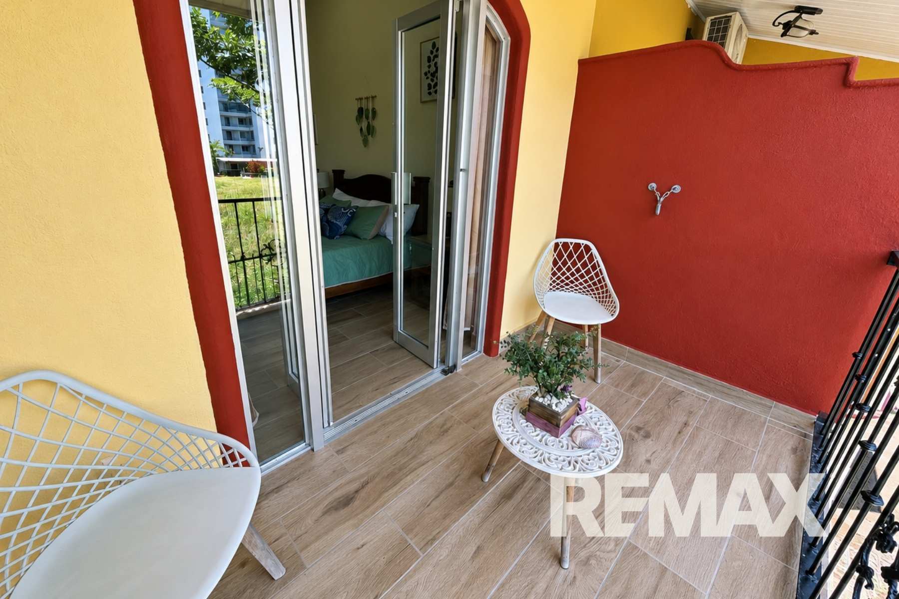 Charming Jacó Apartment Steps from the Beach, photo 24