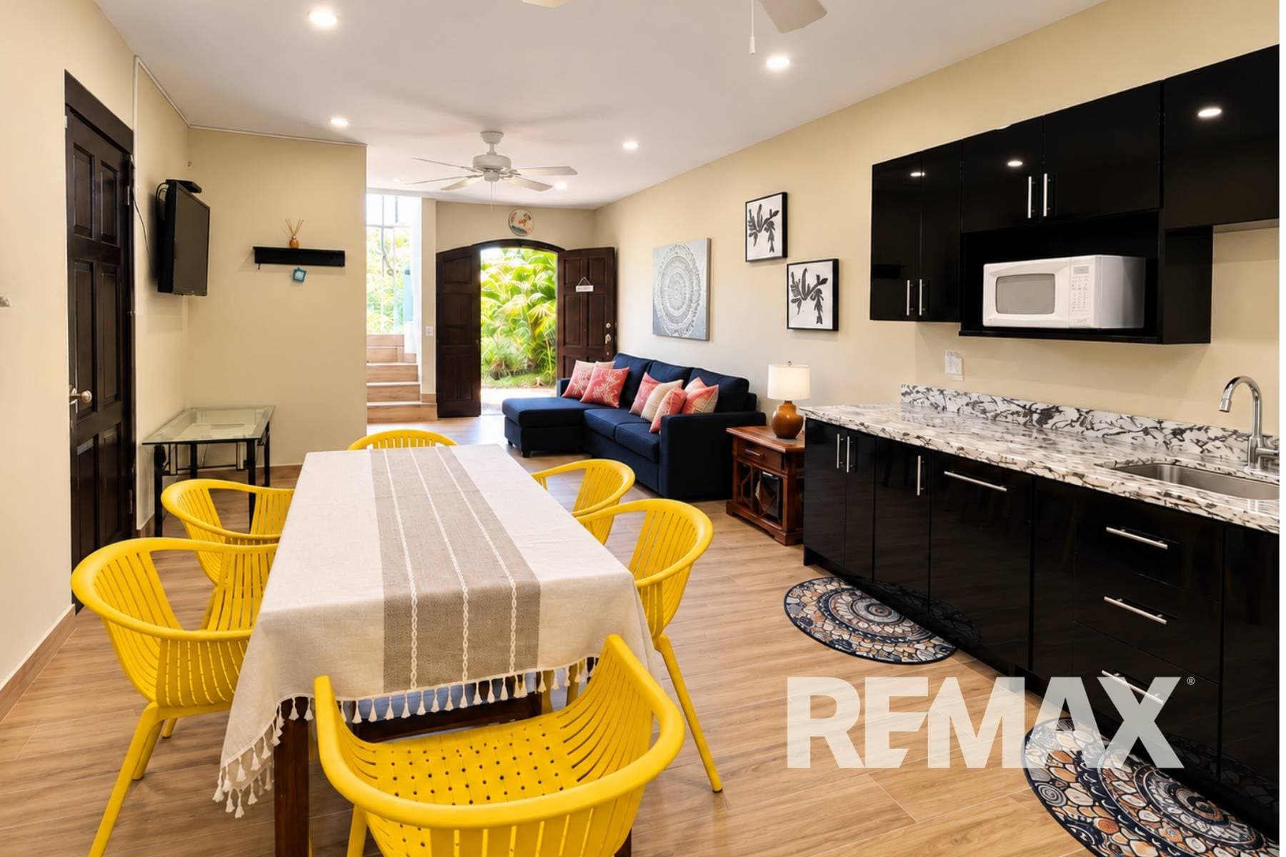 Charming Jacó Apartment Steps from the Beach, photo 2