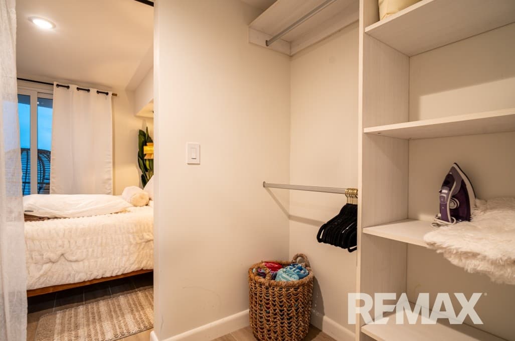 Pacific Point 10th floor 3 Bed w/lock-off, photo 15