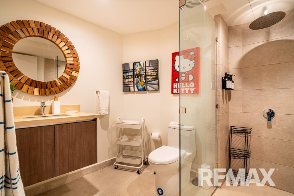 Pacific Point 10th floor 3 Bed w/lock-off, photo 21