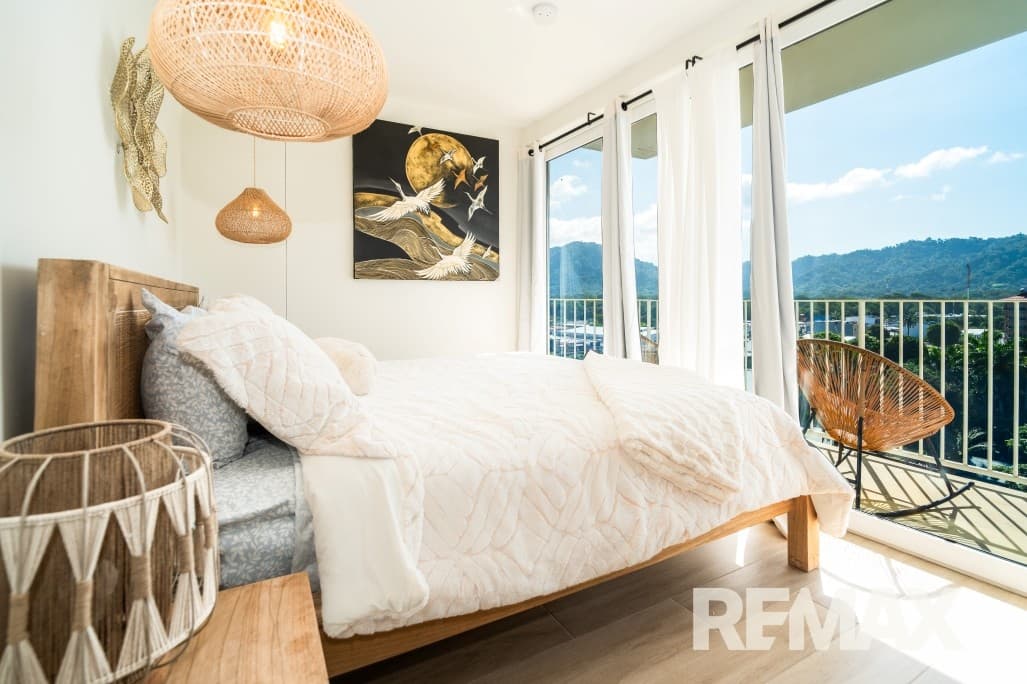 Pacific Point 10th floor 3 Bed w/lock-off, photo 25